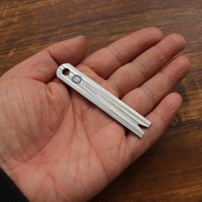 China New EDC Tool Prybar Lightweight Titanium Precise CNC Production Pocket Tool Everydaycarry EDC Key Chain Gear for sale