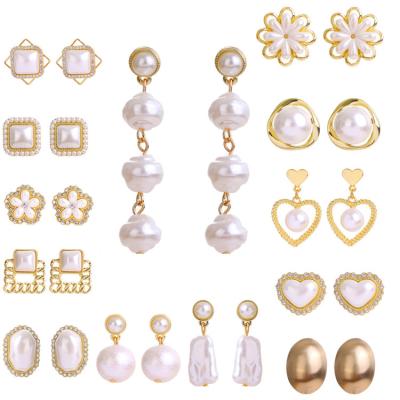 China High Quality VKME Korean Baroque Irregular Hanging Pearl Earrings Gold Plated Long Drop Crystal Pearls Stud Earrings Women Jewelry for sale