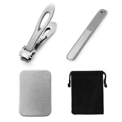 China Smooth Fine Cutting Winter products 2023 keychain wholesale stainless steel kit cutter cuticle toe nail clipper set in Aluminum box dust bag for sale