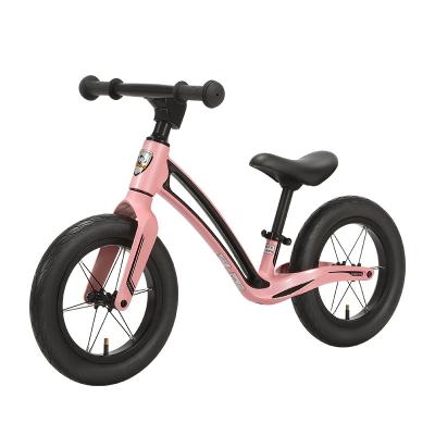 China 2020 Magnesium Alloy New Design Kids Balance Bike Magnesium Alloy Frame 12