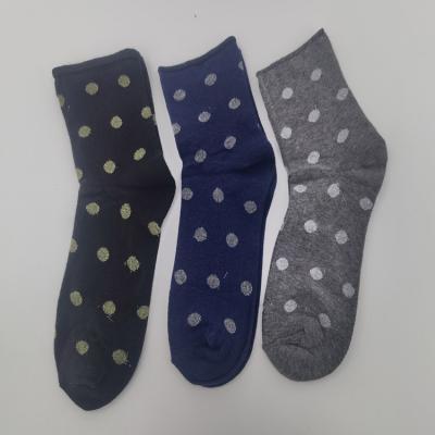 China Men's QUICK DRY socks a lot of inventory black white gray color cheap sports socks socks solid color for sale