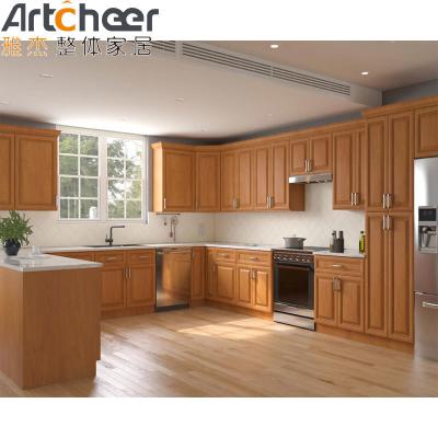 China Modular Shape Solid Wood Modern Shaker Cabinets Traditional For Modern Homes for sale