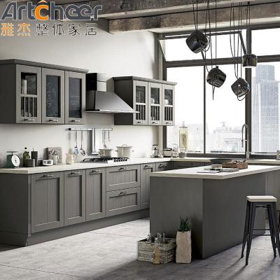 중국 American Style Luxury Design Solid Wooden Kitchen Cabinets with Kitchen Pantry Cupboards 판매용