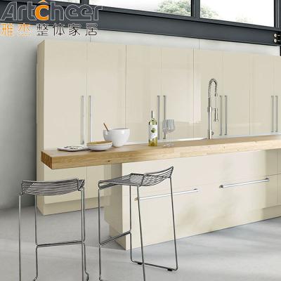 China Full Bullnose Countertop Edging Kitchen Cabinet Set with Built-In Pull Out Waste Bin for sale