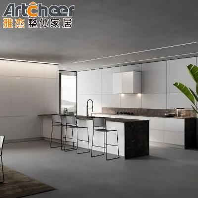 China Modern Stylish Kitchen Furniture Cabinet Complete Set with Island Table in Euro Market for sale