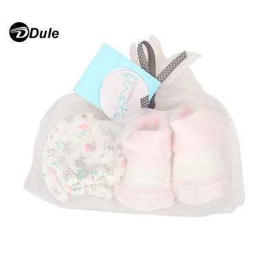 China 201903 Wholesale Cheap Simple Soft No-scratch Baby Gloves Cute Baby Gloves Newborn Mittens And Socks Gift Set 201903 for sale