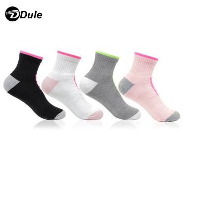 China DL-I-0001 Anti-Fault Athletic Socks Women's Sports Socks For Women Women Sports Socks for sale