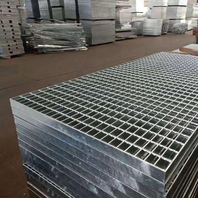 China Industrial Direct Selling Serrated Stainless Steel Grate Stainless Steel Rain Grate for sale