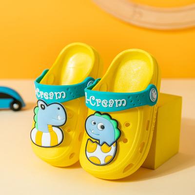 China Cute Lightweight Cartoon Kids Summer Shoes For Boy And Girl Anti-skid Breathable EVA Sandals Clogs Garden Shoes Kids Slides Slippers for sale