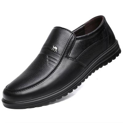 China Breathable Genuine Leather Comfortable And Stylish Shoes For Fashion Men Loafers Anti Slippery Durable Shoes for sale