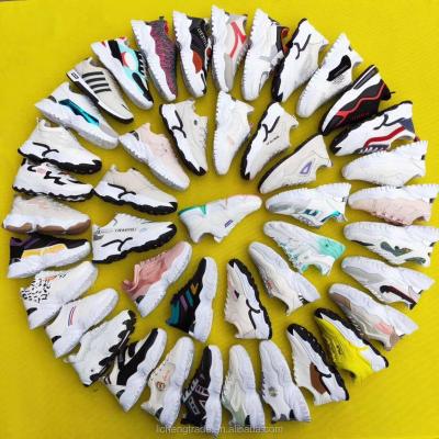 China New Fashion Trend Sneakers Mixed Female Casual Sports Woman Breathable Flat Dad Shoes Students Casual Shoes Women Low Price for sale