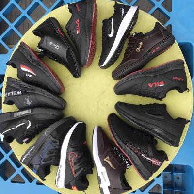 China Fashion Trend Cheap Mixed Fashion Running Shoes For Men's Knitted Fly Yeezy Lace Up Comfort 350 Man Manufacturer Normal Used Sports Shoes for sale