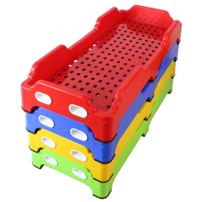 China 2020 Hot Selling Environmentally Friendly Colorful Kindergarten Children Kids Plastic Bed For Nursery School for sale