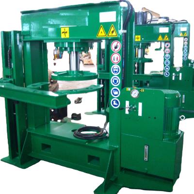 China Building Material Shops China Good Performance 200TP Solid Hydraulic Forklift Tire Press With Underarm for sale