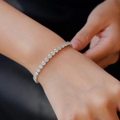 China Simplicity. sports. noble. Luxury. Fashion SUPPORT CUSTOMIZATION TRUE 18K GOLD DIAMOND TENNIS BRACELET FOR GIRLS for sale