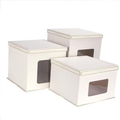 China 2021 materials white cake box reused square transparent plastic cake box cake box for sale