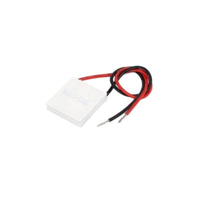 Chine TEC1-04902 20*20mm 5V refroidisseur de téléphone portable réfrigérateur électrique semi-conducteur mini module de refroidissement thermoélectrique à vendre