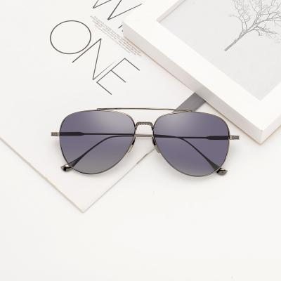 China Factory Fashion Sunglasses Chinese Glass Spot Optical Glass Titanium Frame for sale