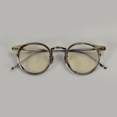 China For China Shenzhen factory hot sale style black and gray round frame titanium tortoiseshell gold thin layer glass eyeglasses frame for sale