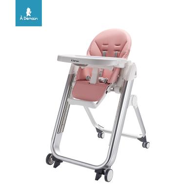 China 2020 New Design PP Umpire Chair Baby Feeding Plastic Children Chair With Wheels For Toddler for sale