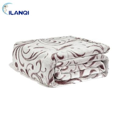 China 2019 High Quality Anti-pilling Flannel Fleece Quilted Sofa Throw Blanket Luxury Flannel Fleece Throw Blanket For Home for sale