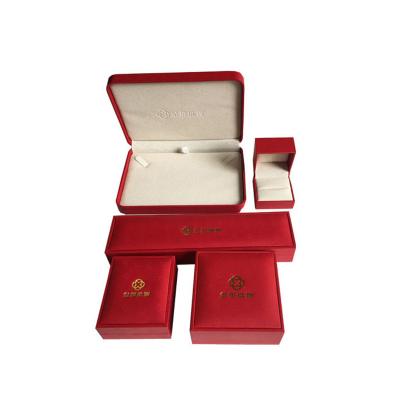 China Custom Logo Luxury Red Store Ring Necklace Bracelet Leather Jewelry Box Jewelry Packaging Design Box Set for sale