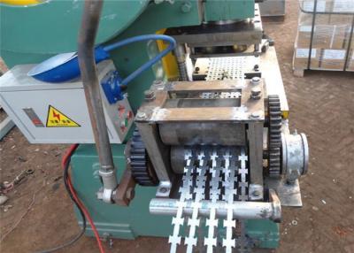 China Nine Strips Electronic Control BTO-22 Razor Wire Machine 280m/H for sale