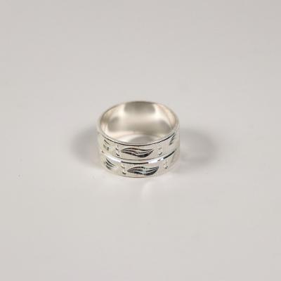 China Factory Price FASHIONABLE Wholesale Engagement 999 Sterling Silver Fashion Luxury Unisex Ring 2022 zu verkaufen