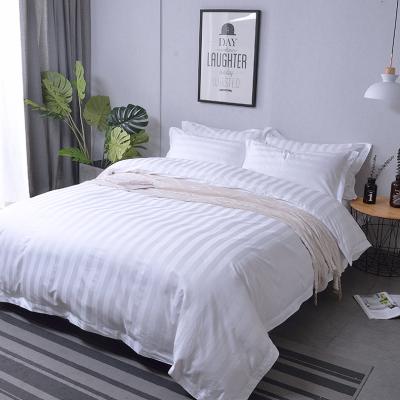 China Anti-Static Custom Hotel Bedding Set Luxury Embroidered Hawaiian Hotel Bedding Set Cotton Hotel Bedding Set for sale