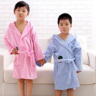 China 100% Hypoallergenic Cute Animal Design Cotton Velvet Fabric Kids Hooded Bathrobe For Girls And Boys for sale