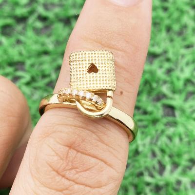 China Tendy rainbow diamond crystal daily finger rings padlock design pearl heart wedding finger rings for women for sale