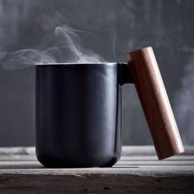 China Japan style modern design color pure matte glazed porcelain cup tea cup ceramic Japan style with wooden handle for sale