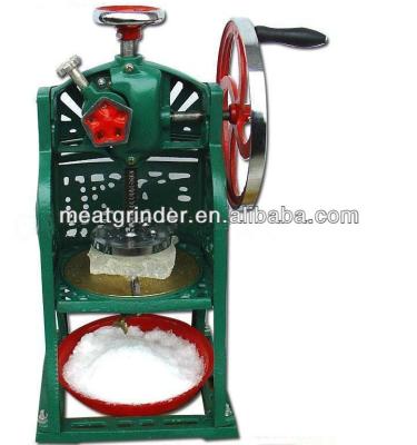 China Manual Operate Hand Cranked Ice Shaving Machine Ice Crusher for sale