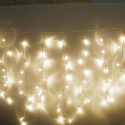 China Rubber cable 6M width Warm White Led Christmas icicle Light outdoor IP65 waterproof for sale