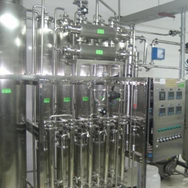 China Pharmaceutical Industries 3 Effects Distiller Water For Injection Water For Small Lab Research Experiments for sale