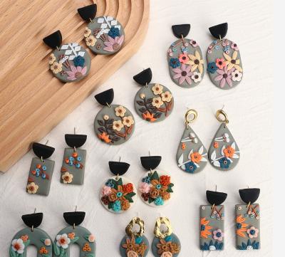 China Wholesale Aretes Clay Earrings Women Fashion Jewelry 3D Flower Western Oval Colorful Polymer Waterdrop Circle Mix Pendientes Style Factory for sale