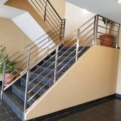 China Balcony Stainless Steel Staircase Cross Bar Handrail Railing Post Handrail Stainless Steel for sale