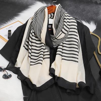 China Shawls and Scarves for Women Newest Design Foulard Fashion Shawls and Scarves for Women Bandana Scarf Brand Luxury Soft Cotton Embroidered Scarf for sale