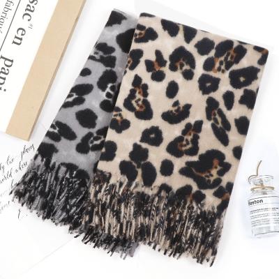 China Custom made pashmina scarf 2019 fashion women pashmina winter scarf fashion ladies other scarves for sale