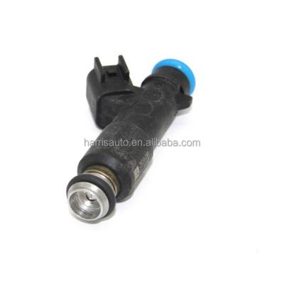 China Auto Original Engine Parts Fuel Injectors 96493843 2 Holes Fuel Jet Nozzle For Suzuki Reno 96493843 for sale