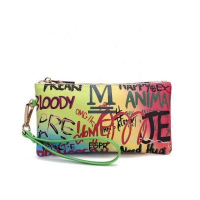 China 2021 Fasion Wallet Waterproof Hot Color Design Famous Graffiti Brands Women Wrist Wallets Women for sale