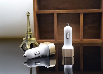 China Iphone Ipad Electric 3 Port  USB Car Charger Cigarette Lighter 3.5 X 2.8 X 6 CM for sale