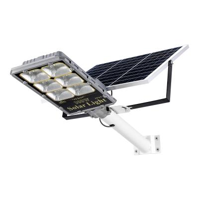 China Daily Outdoor Powerful Wall Street Light 60W 100W 150W Solar Automatic Street Lights Outdoor for sale