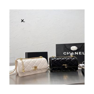 China Fashion Brand C Fashion One-Shoulder Messenger Bag Western Style Embossed Handbag Chain Bag For chaneiiy for sale