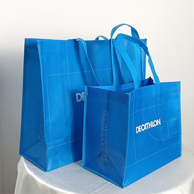 China Cheap Eco - Friendly Tote Bags Custom Printed Recyclable Non Woven Fabric Shopping Bags With Logo for sale