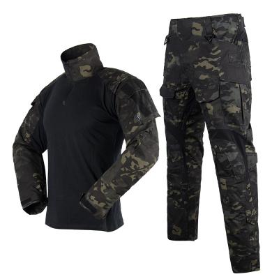 China Ripstop Breathable Camouflage Tactical Suits Long Sleeve Shirt And Pants Fight Frog Uniform For Men for sale