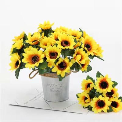 China Plastic+iron wire+silk cloth High Quality Wholesale Artificial Flowers Artificial Sunflower For Home Decor for sale