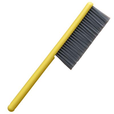 China Viable Factory Wholesale Household Dusting Cleaning Brush Bed Cleaning Brush With Plastic Handle for sale