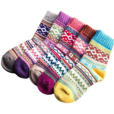 China Wholesale QUICK DRY Autumn Winter Warmth Thickened Womens Wool Totem Socks Christmas Socks for sale