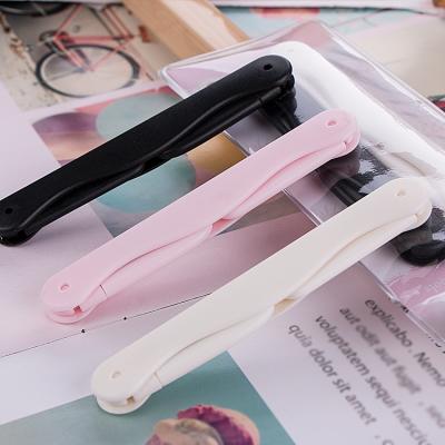 China Fashional Eyebrow Trimmer Individually Wrapped Replaceable Blade Smooth Eyebrow Trimmer With Removable Blade for sale